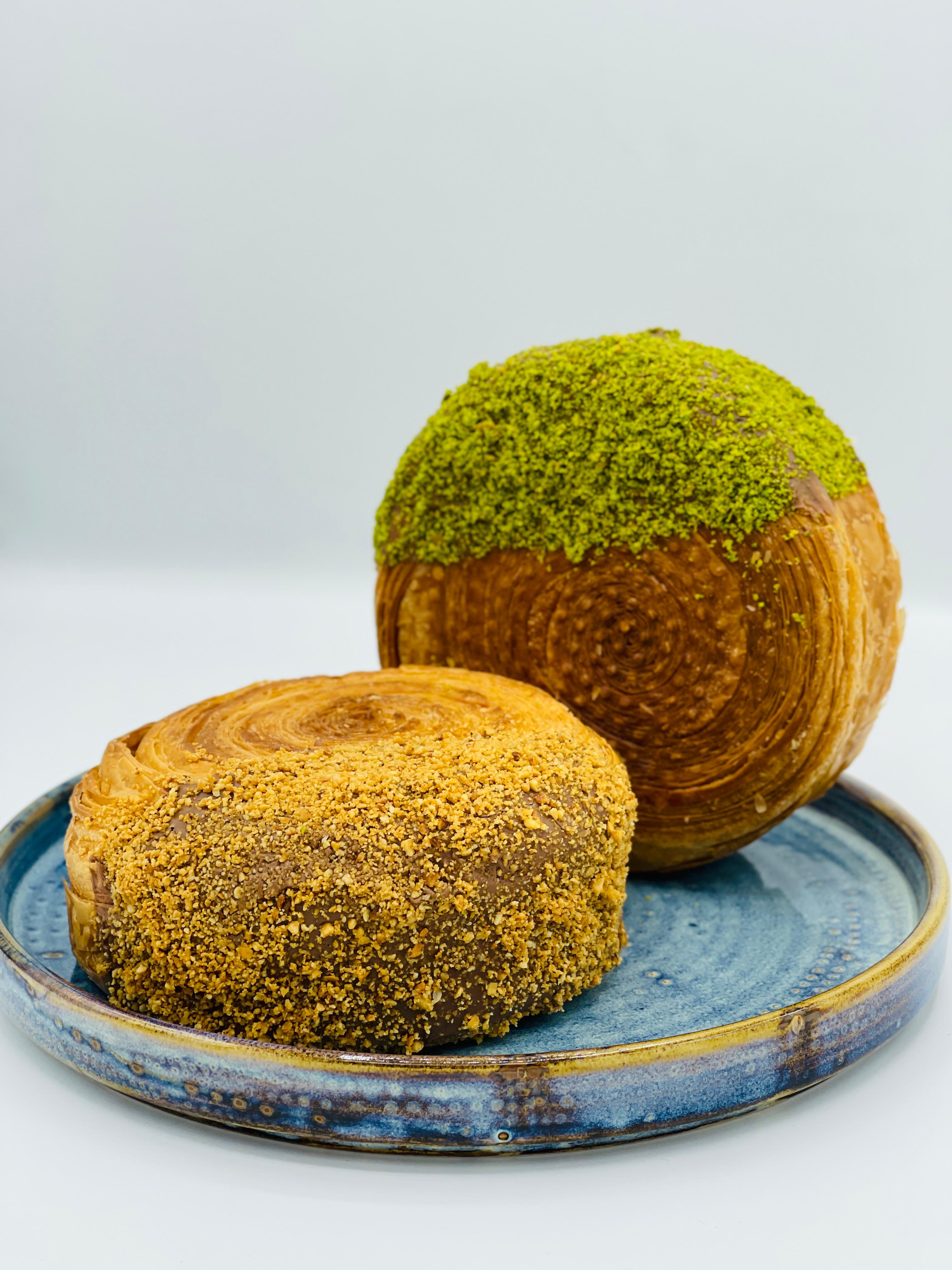 Cromboloni Fıstıklı